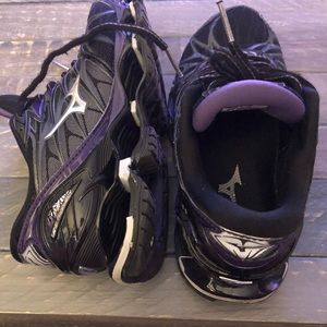 Great condition, used mizuno (only 3 months)❣️